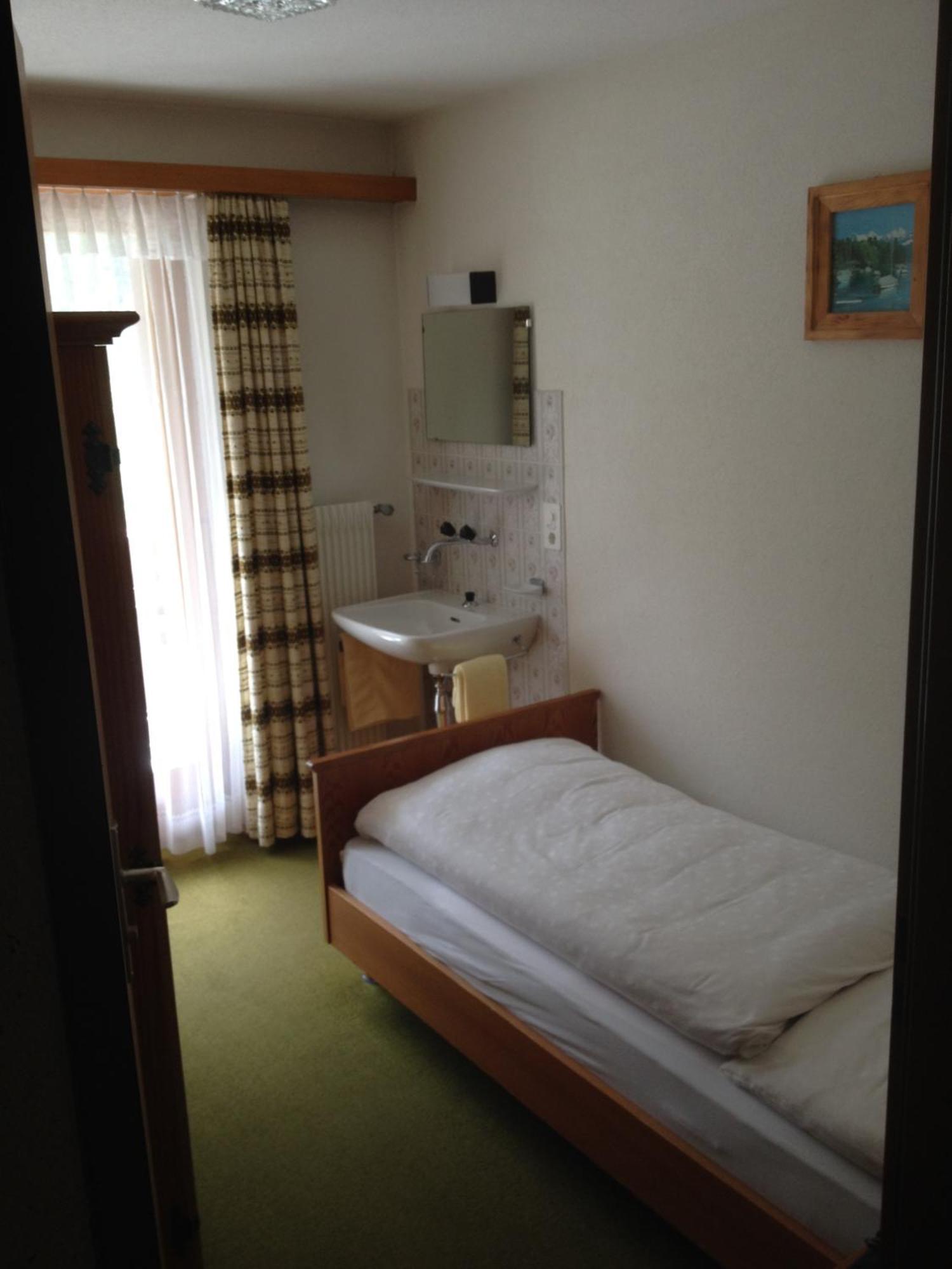 Hotel Adler Saas-Grund Bagian luar foto