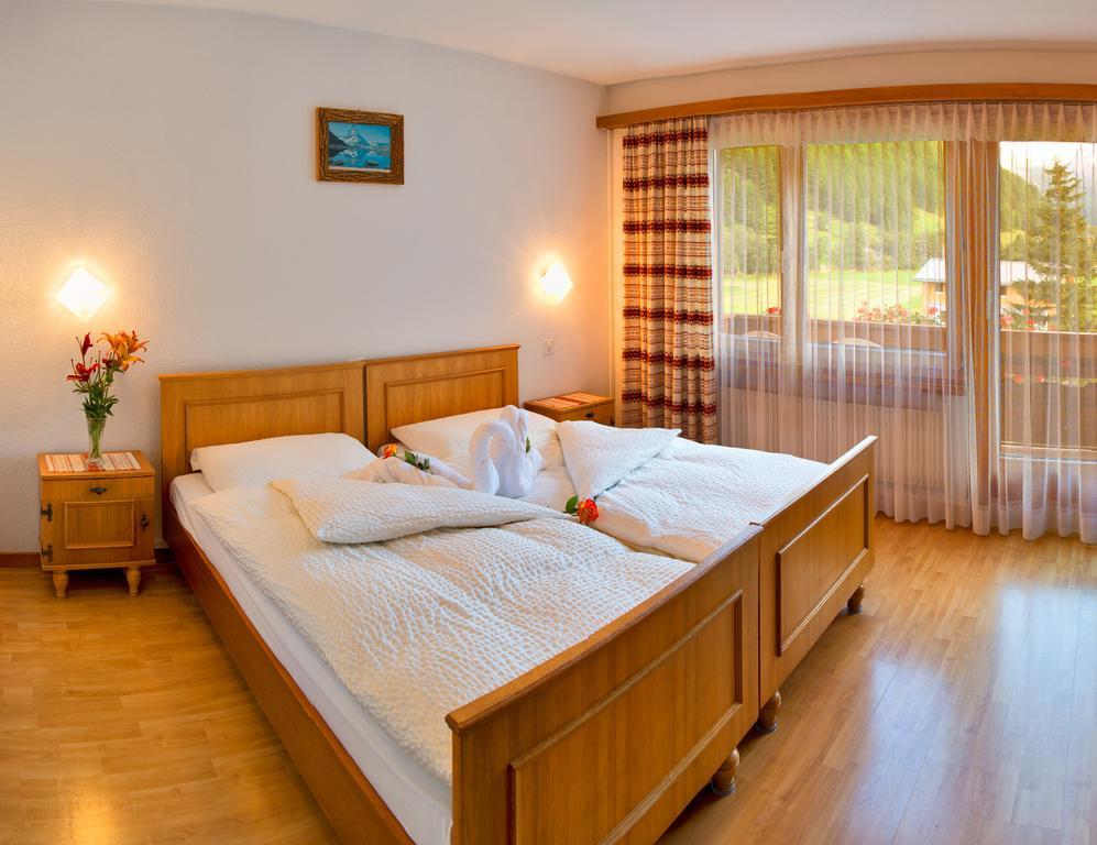Hotel Adler Saas-Grund Bagian luar foto