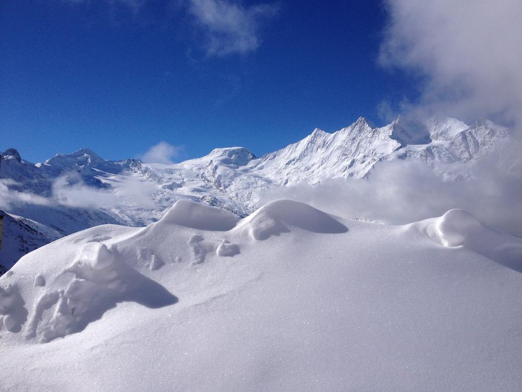 Hotel Adler Saas-Grund Bagian luar foto